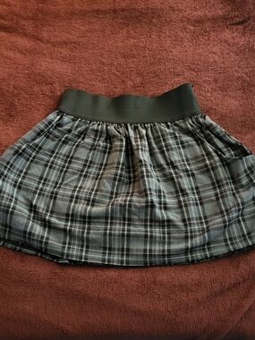 French Atmosphere Gray and Black Plaid Skater Skirt